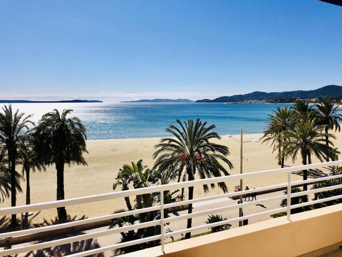 Appartement T3 Lumineux Traversant Totalement Neuf En Face De La Plage Front De Mer Vue Sur Les Iles Vue Mer Panoramique Assuree Residence De La Plage Centre Ville Du Lavandou 3Eme Etage Avec Ascenseur Appartement T3 Le Lavandou Zewnętrze zdjęcie