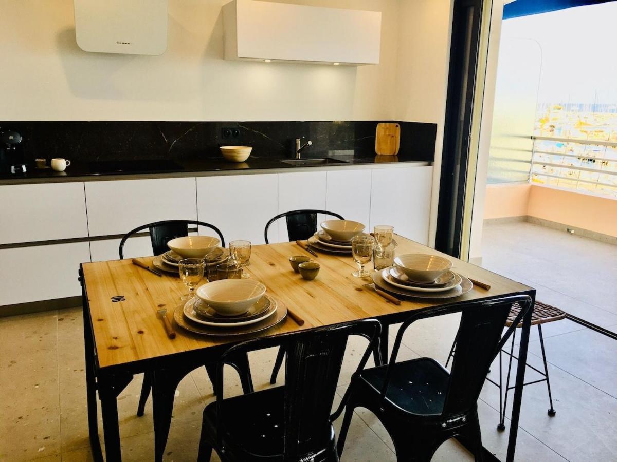 Appartement T3 Lumineux Traversant Totalement Neuf En Face De La Plage Front De Mer Vue Sur Les Iles Vue Mer Panoramique Assuree Residence De La Plage Centre Ville Du Lavandou 3Eme Etage Avec Ascenseur Appartement T3 Le Lavandou Zewnętrze zdjęcie