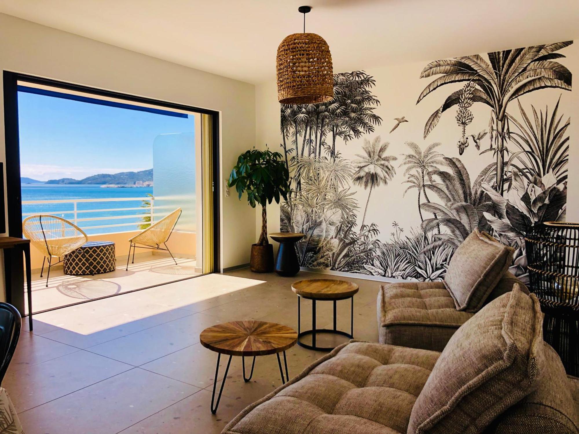 Appartement T3 Lumineux Traversant Totalement Neuf En Face De La Plage Front De Mer Vue Sur Les Iles Vue Mer Panoramique Assuree Residence De La Plage Centre Ville Du Lavandou 3Eme Etage Avec Ascenseur Appartement T3 Le Lavandou Zewnętrze zdjęcie
